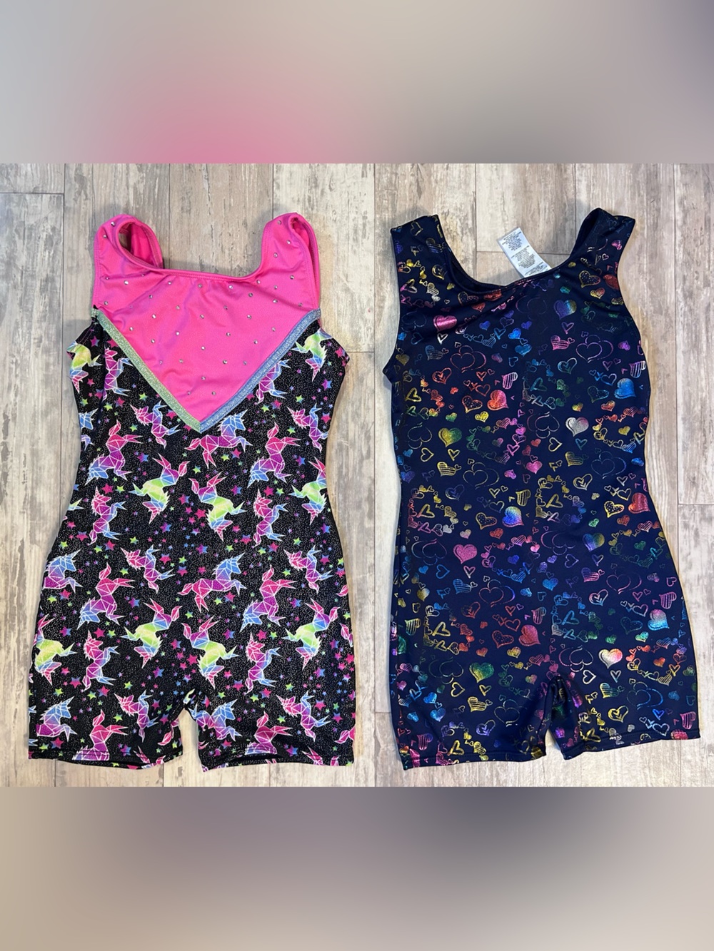 Bundle of 2 Moret Bodysuit Unitards with Unicorns and Hearts Size 6